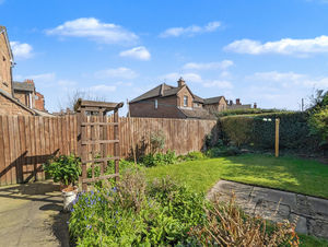 Photo 9- click for photo gallery